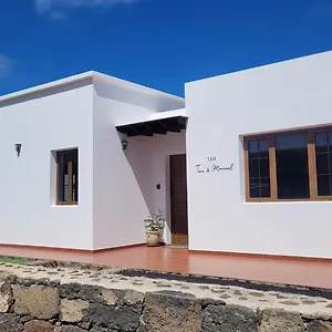 Casa Tere Y Marcial Tinajo